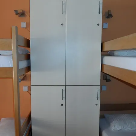 Hostel Rookies *
